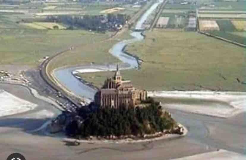 Gites Le Mont Desclos Saint Michel Beauvoir  Room photo