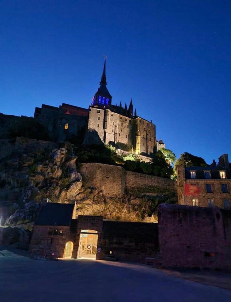 Gites Le Mont Desclos Saint Michel Beauvoir  Room photo